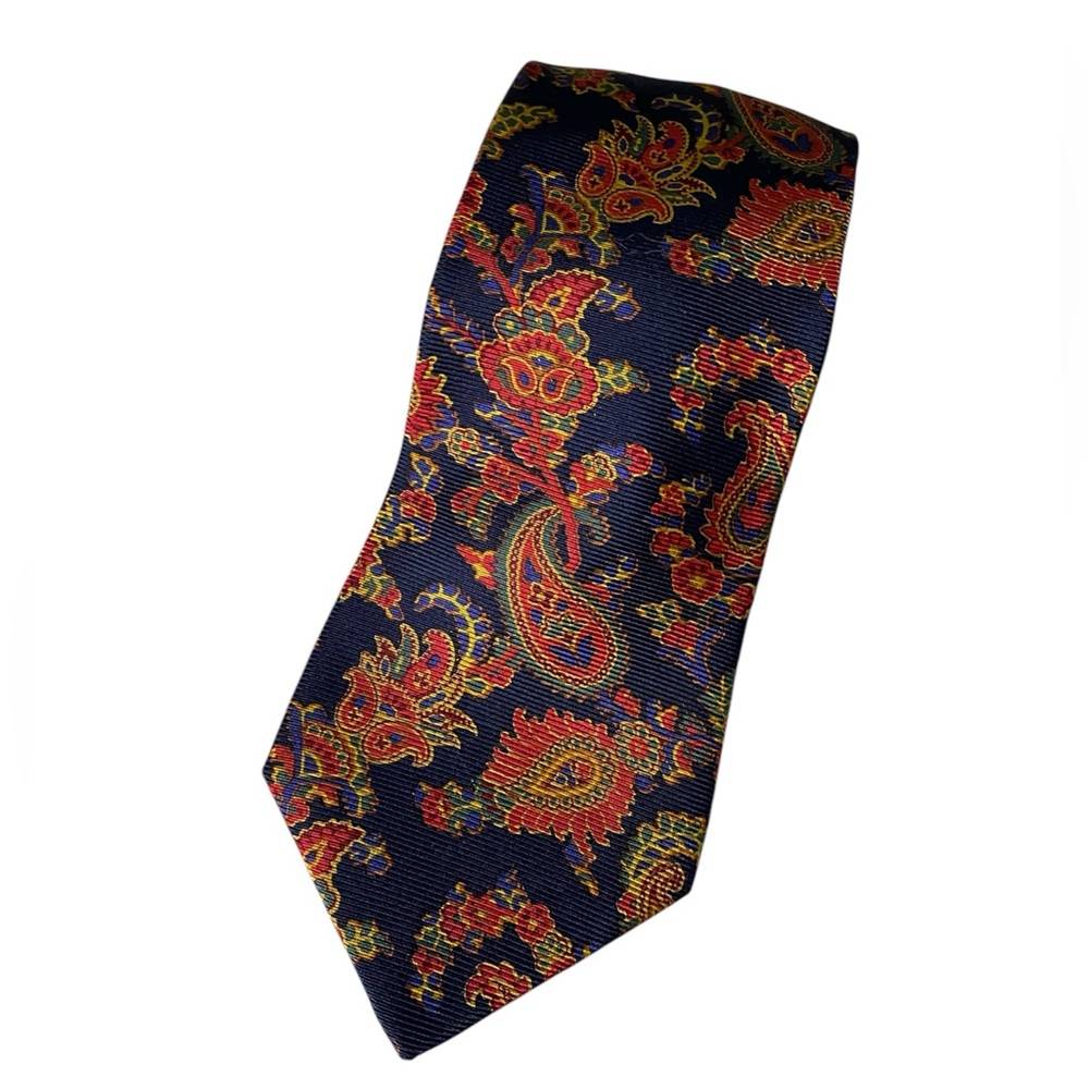 Elegant Red and Gold Paisley Tie